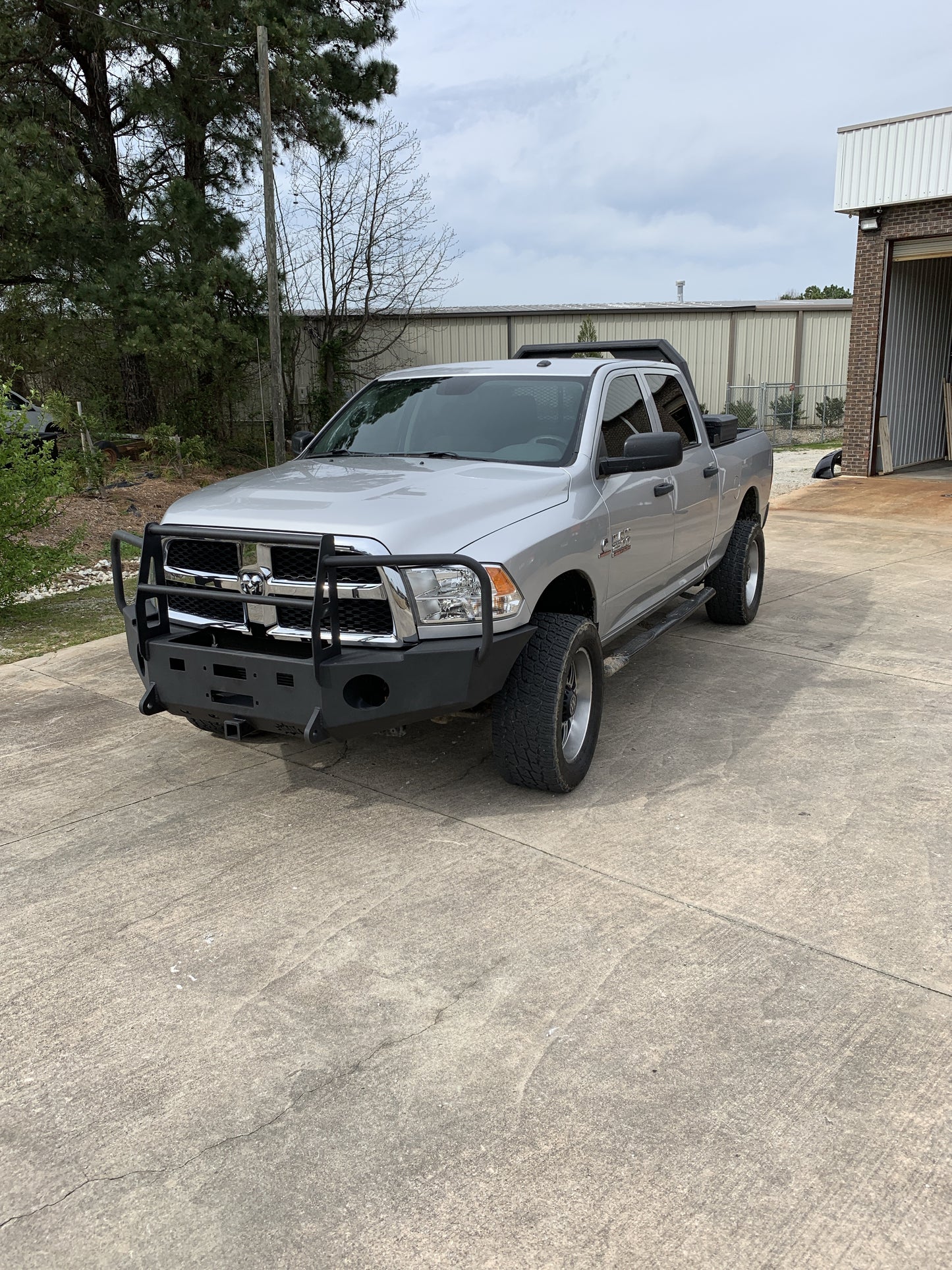 Dodge Ram 2500/3500 2010-2018 Front Bumper