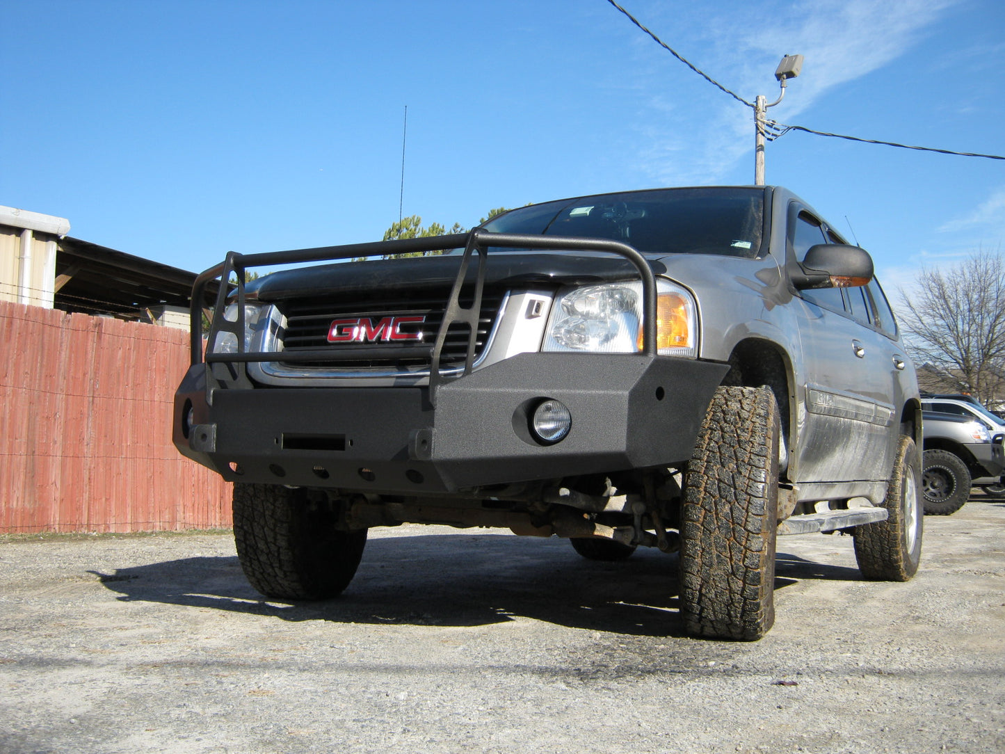 GMC Envoy 2002-2009 Front Bumper