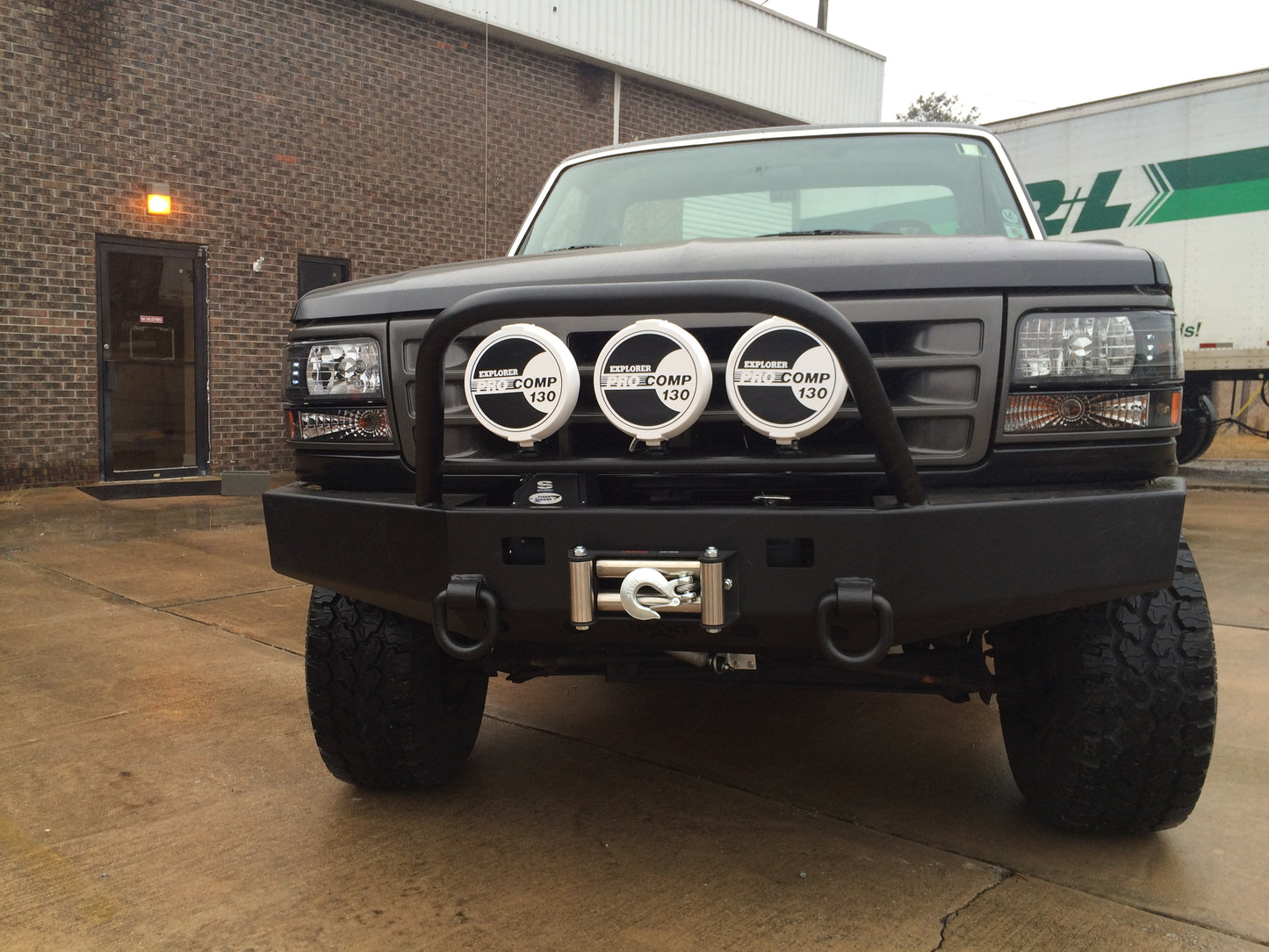 Ford F150 1992-1996 FRONT BUMPER